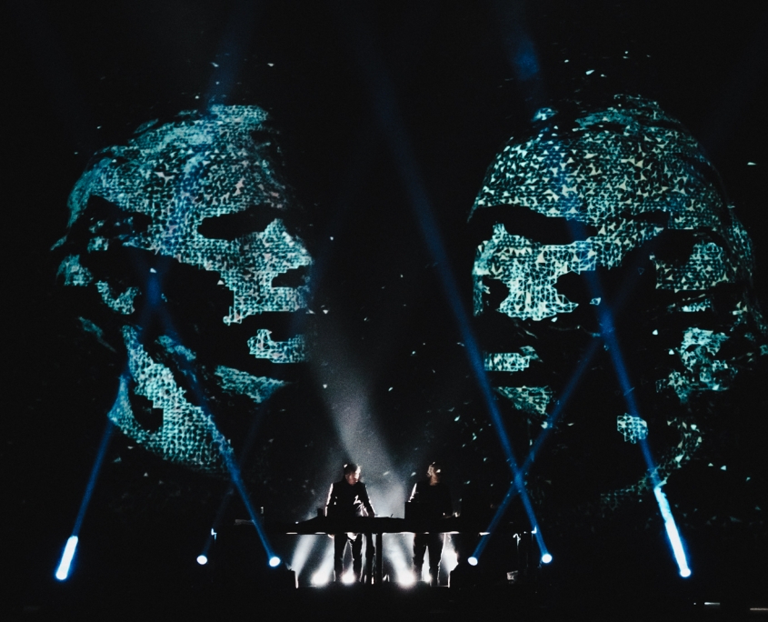 KRUDER AND DORFMEISTER <br> <h6>live perfomance</h6> 4 lichterloh | KRUDER AND DORFMEISTER <br> <h6>live perfomance</h6> 19A7306