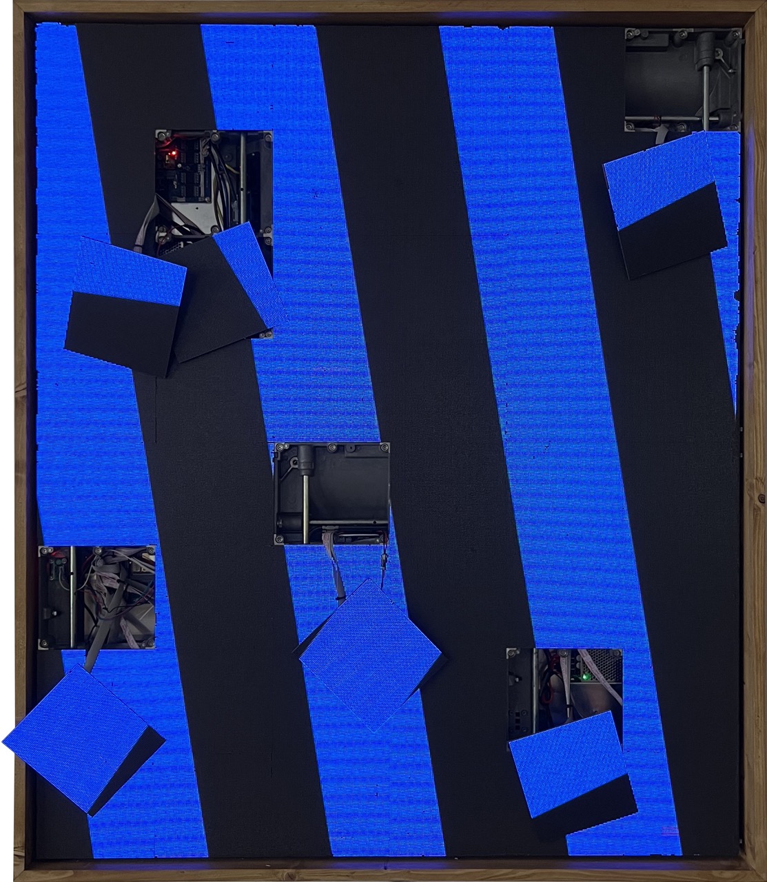 BREAKUP LED sculpture lichterloh